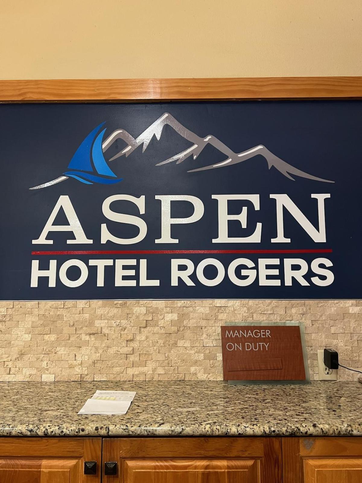 Aspen Hotel Rogers Formerly Americ Inn Exterior foto